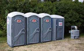 Best Deluxe Portable Toilet Rental  in Eastwood, MI